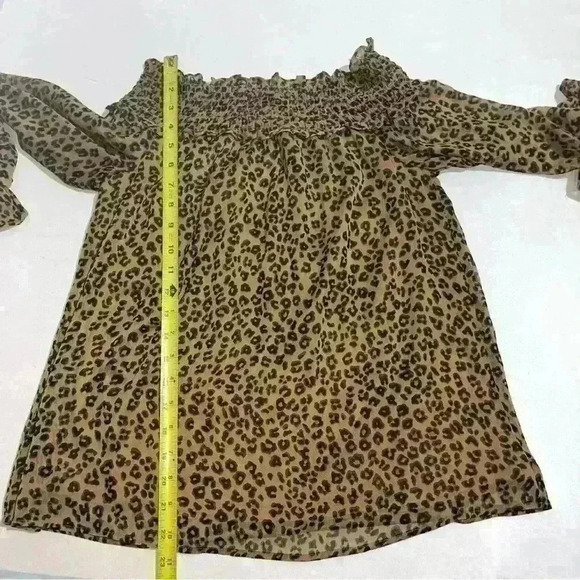 Ce Ce Womens Leopard Blouse Off The Shoulder Ruffle Long Sleeve Hi Low XS - Picture 6 of 8